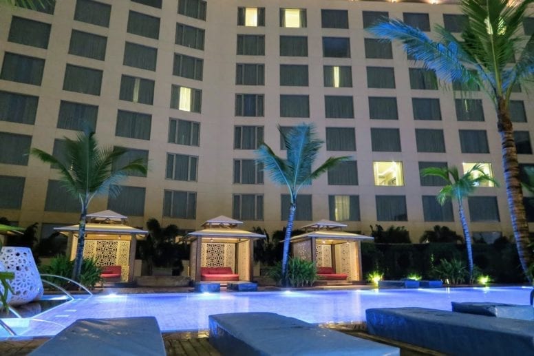 hotel swimming pool review