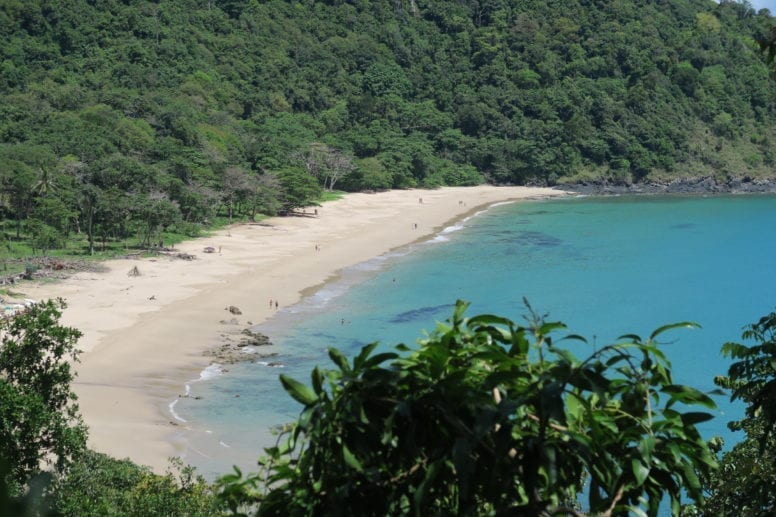 Bamboo Bay Beach Ao Mai Phai