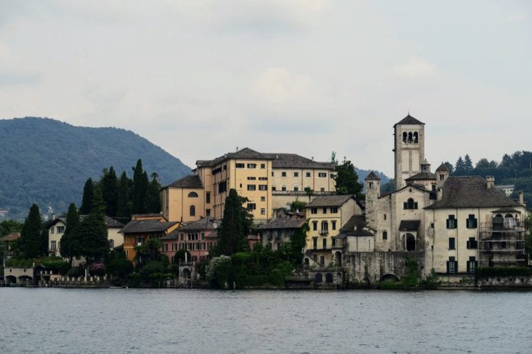 san giulio basiica