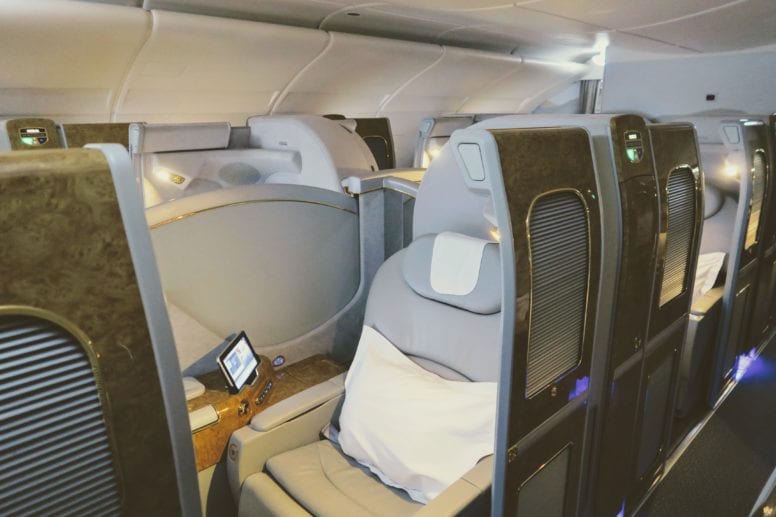 emirates first class suite seat