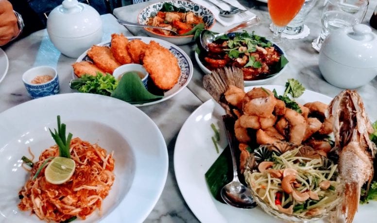 where to eat in phuket