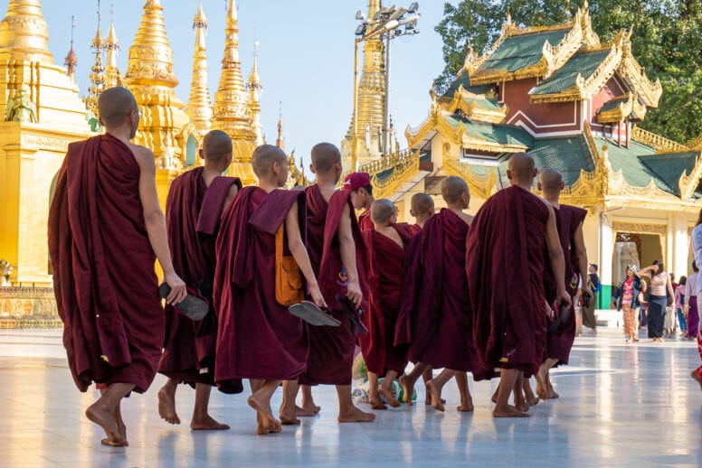 shwedagon pagoda