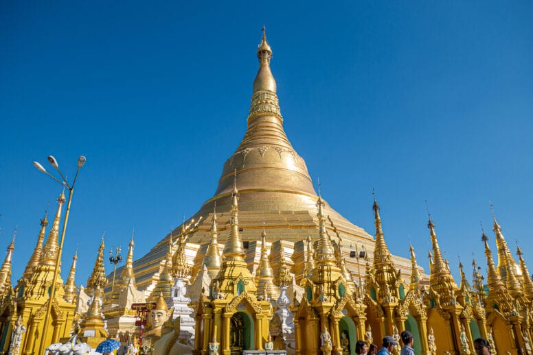 shwedagon pagoda yangon