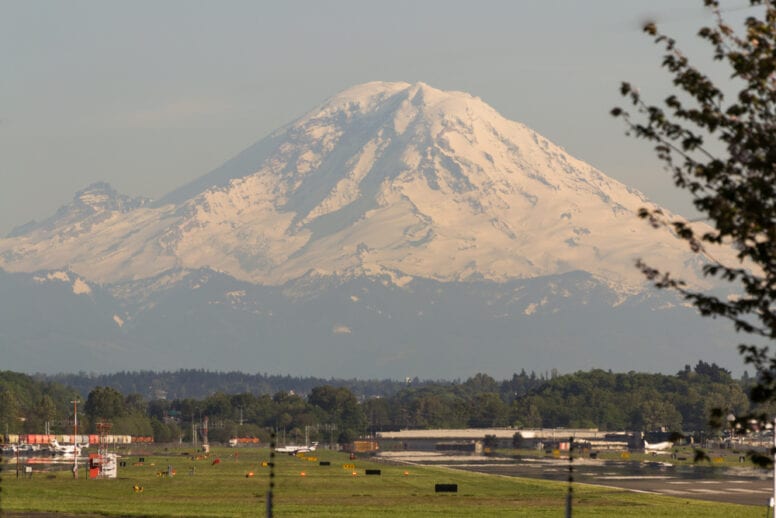 seattle hotels airport